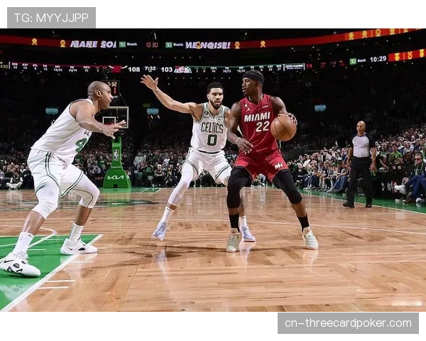 凯尔特人轻取热火锁定东部第一,塔图姆高效砍下35+10+8 凯尔特人轻取热火锁定东部第一,塔图姆高效砍下35+10+8