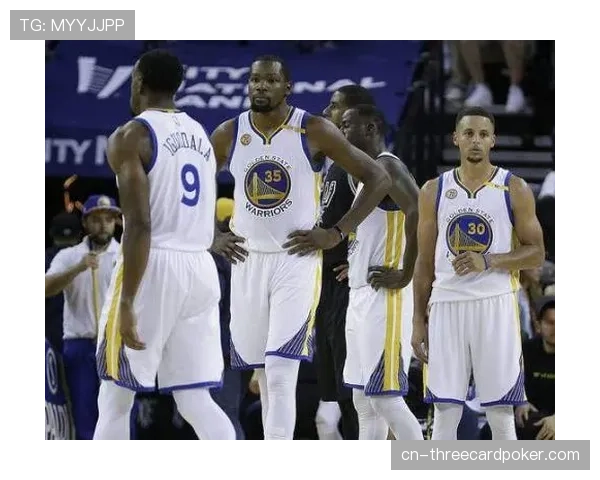 三月冲刺阶段开启:密集赛程下,西部前八排位战迎来最终考验 三月冲刺阶段开启:密集赛程下,西部前八排位战迎来最终考验